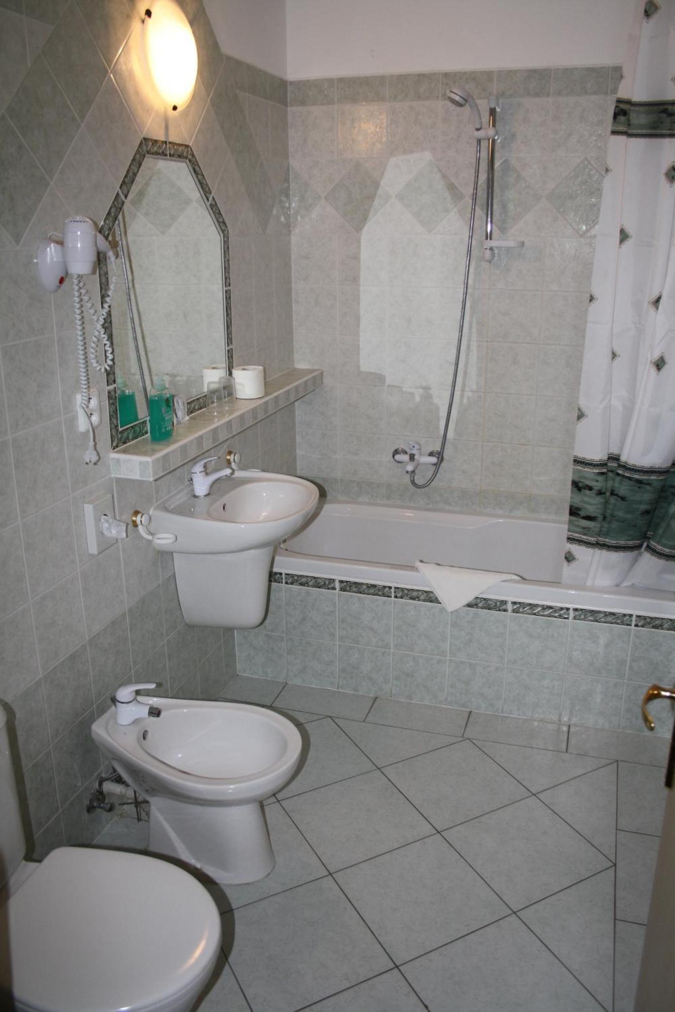 Hotel Boucek Mochov المظهر الخارجي الصورة